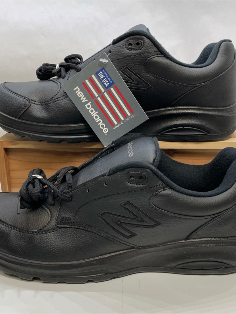 New Balance 674 Black leather Walking MW674BK Men's Size 13 Extra WIDE